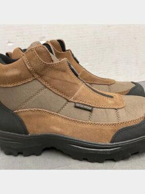 Men's Silvercliff II Mid Waterproof Hiking Boots - Size 9EE